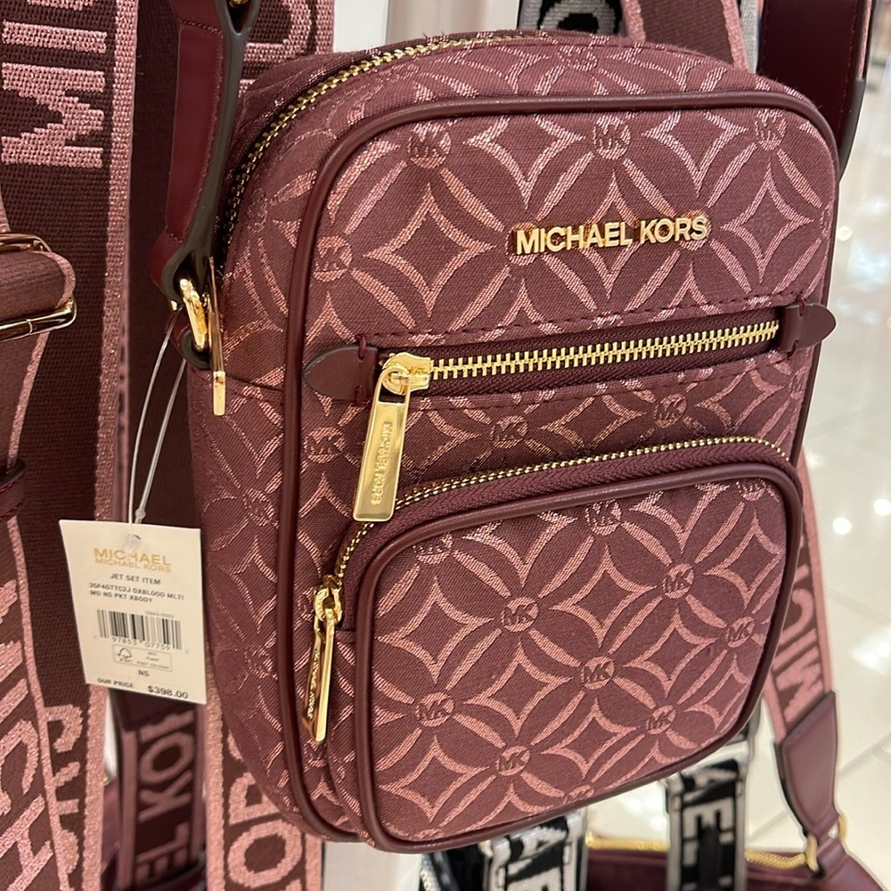 Michael Kors Jet Set Medium Signature Logo Crossbody Bag
Oxblood Multi Jacquard - Picture 16 of 16